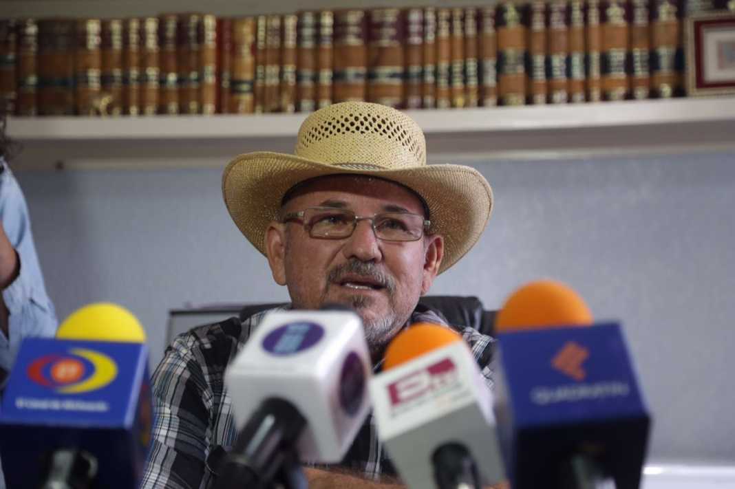 Cuatro grupos delincuenciales se disputan Michoacán: Hipólito Mora