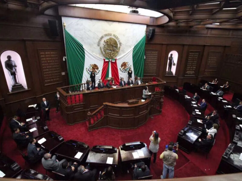 Reestructuración de deuda estatal de Michoacán será aprobada por PRI y PRD