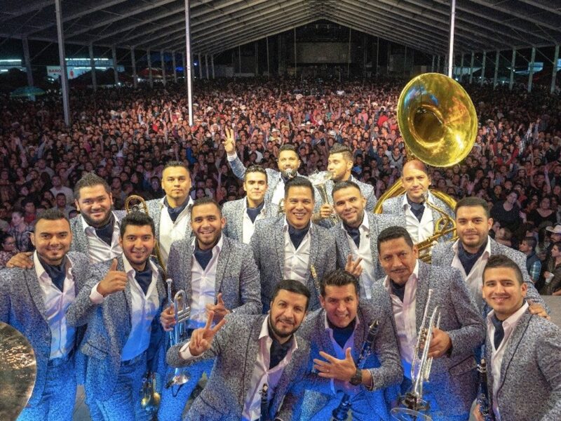 La banda el Recodo nos dice cómo escapar de las redadas en EUA