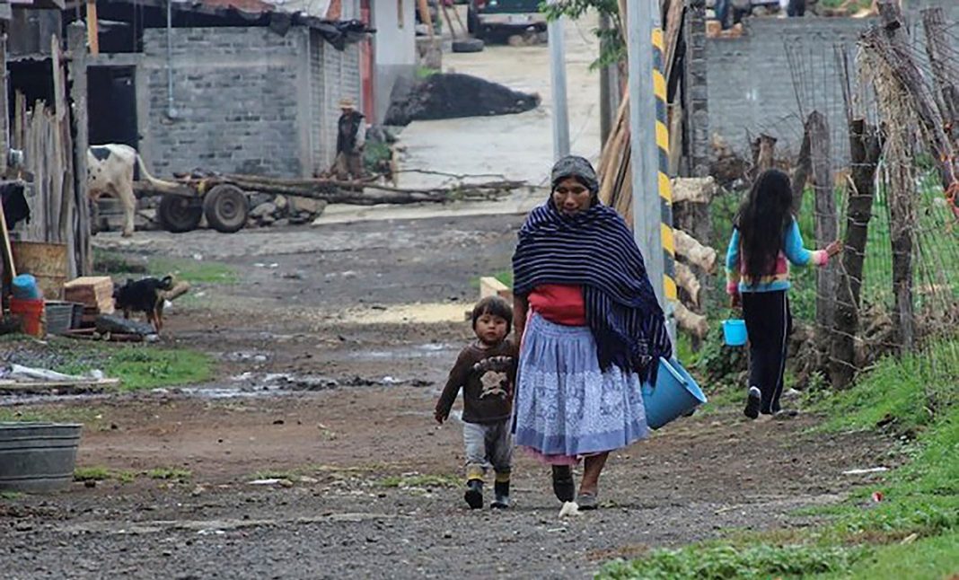 Sólo el 22.6% de los mexicanos vive sin pobreza