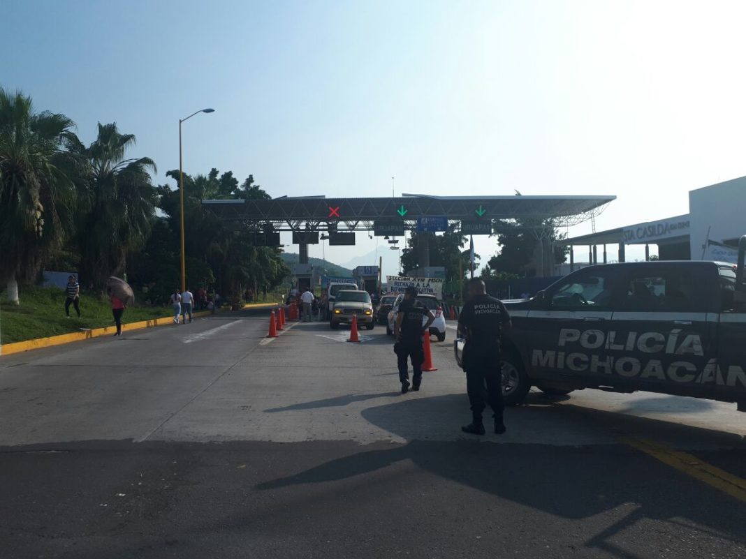 Tomará CNTE casetas de autopistas