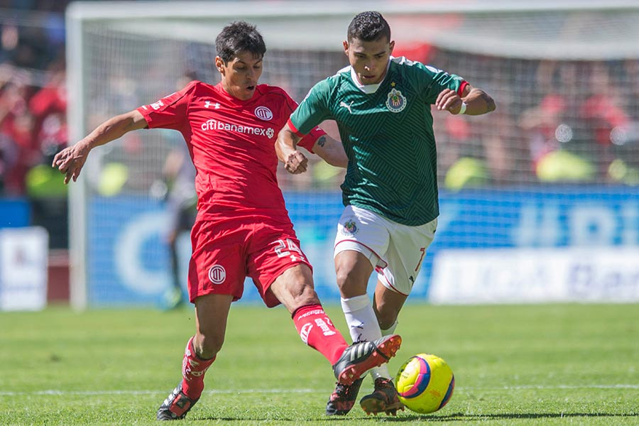 Chivas logra el empate contra Toluca