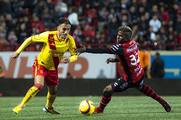 Monarcas Morelia rescata empate en la frontera