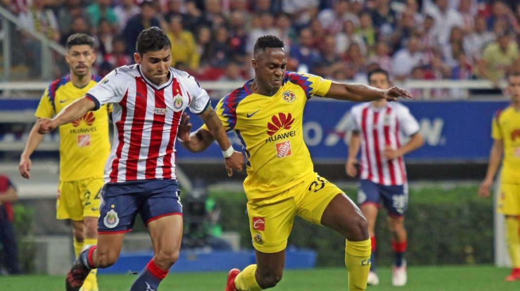 Chivas y América empatan en el Clásico Nacional