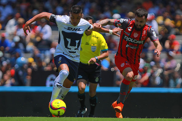 Pumas deja ir el triunfo ante Necaxa