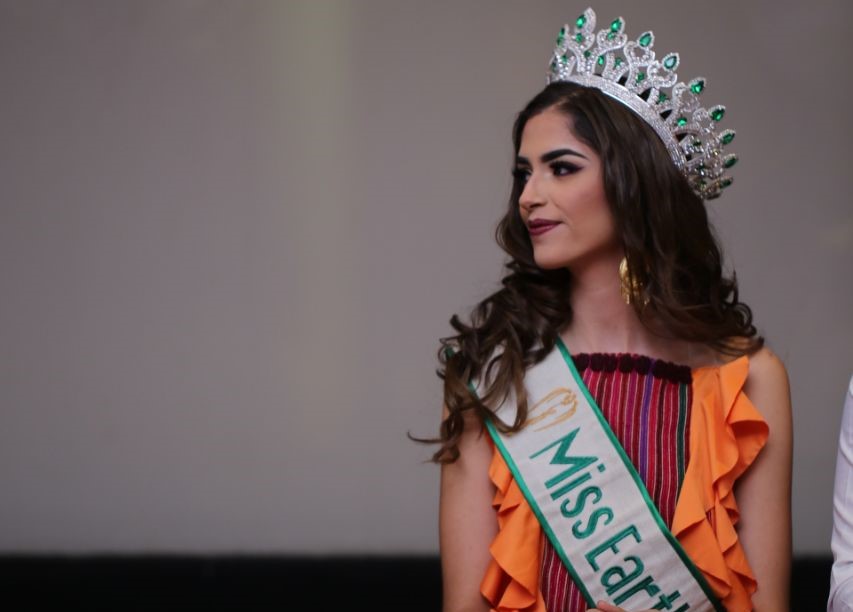 Con proyecto de "libretas reusables", busca corona Miss Earth Michoacán