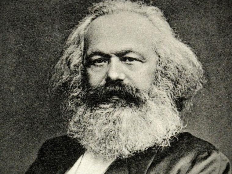 Venden billetes con imagen de Marx