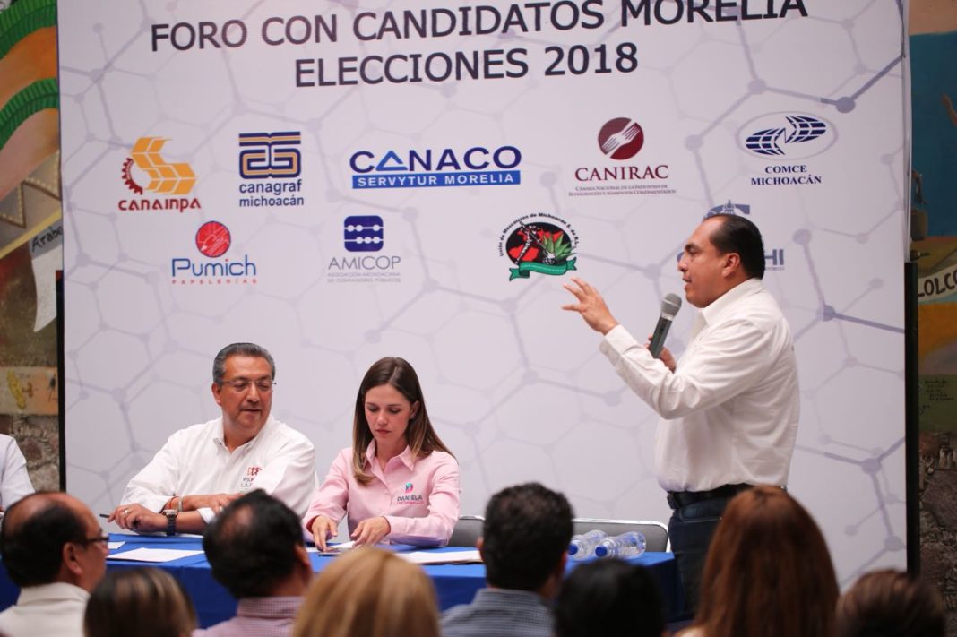 Candidatos del PRI a diputados federales por Morelia, presentan propuestas ante CANACO