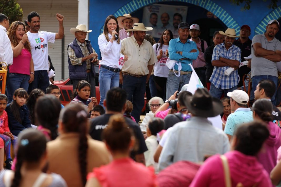 Compromete Daniela obras concretas para comunidades del sur de la ciudad