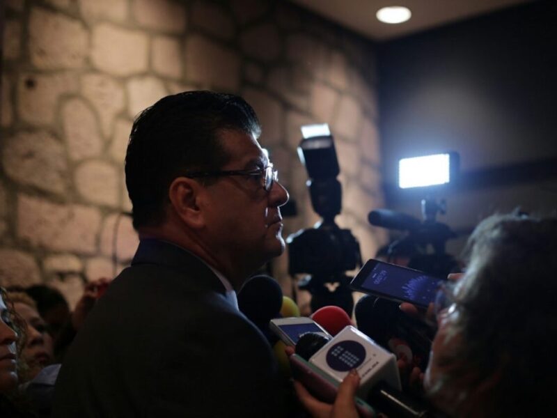 65 Alcaldes electos de Michoacán dicen si al Mando Único Juan Bernardo Corona Martínez, Secretario de Seguridad Pública