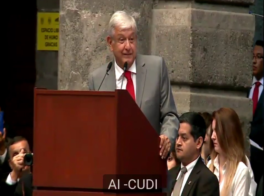 Se reúne AMLO con asociaciones de ingenieros