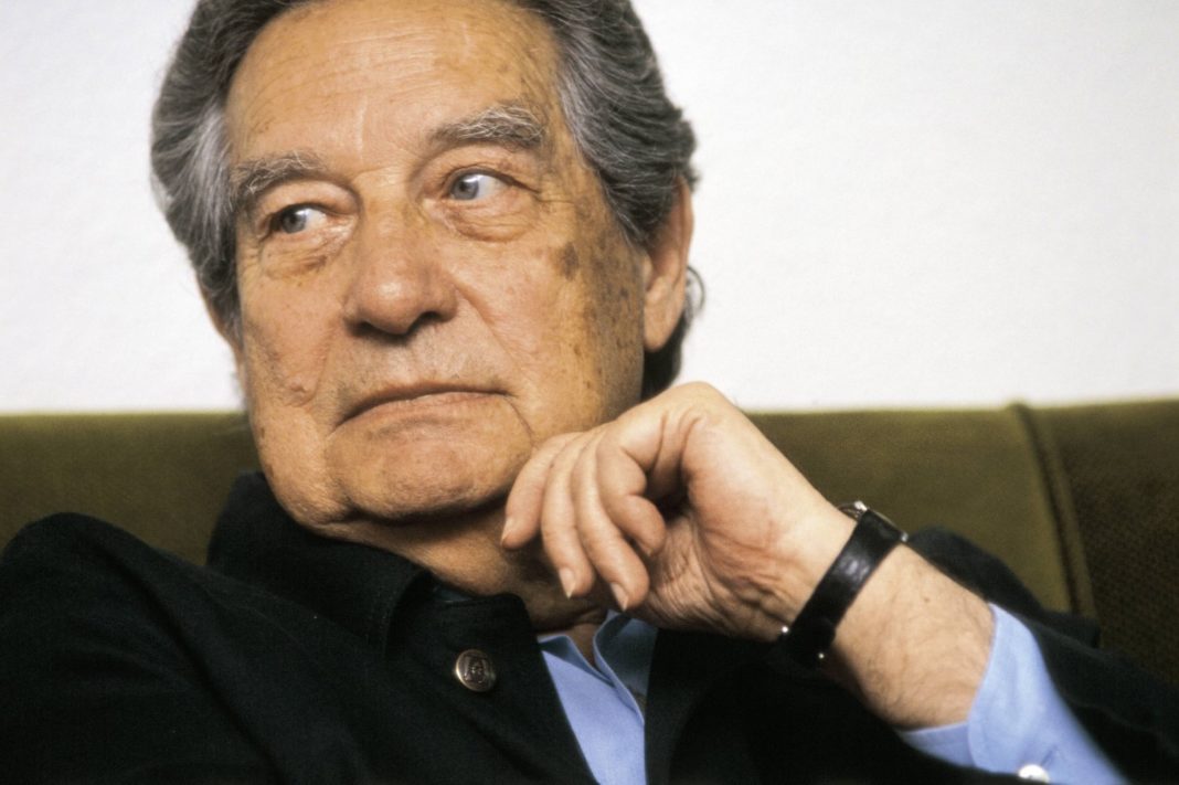 Intelectuales plantean protección para legado de Octavio Paz