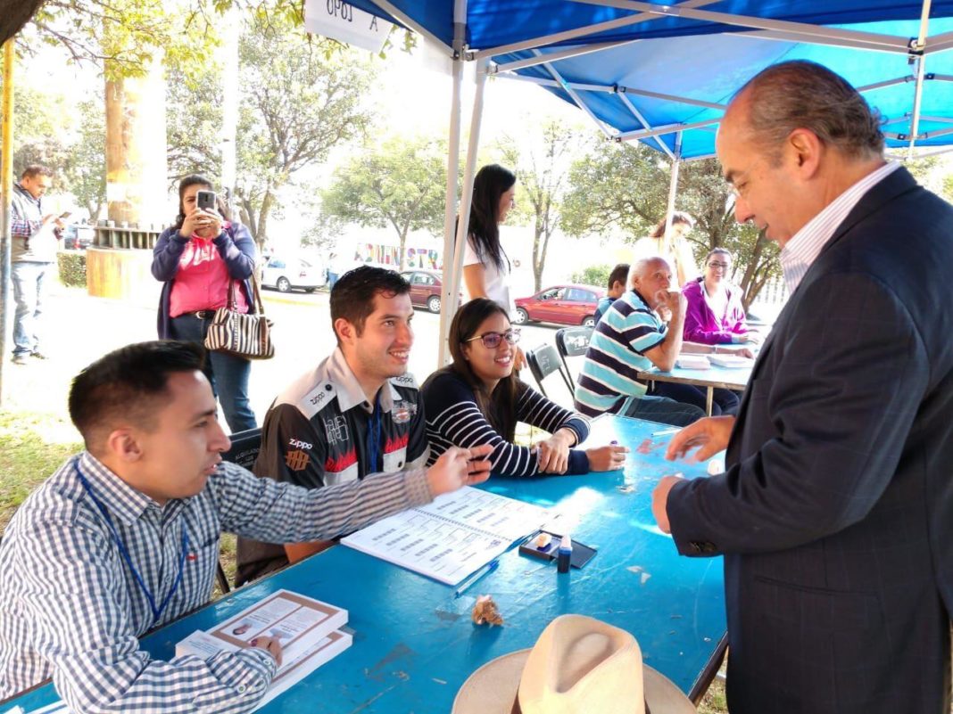 Panistas votaron este domingo a su líder nacional