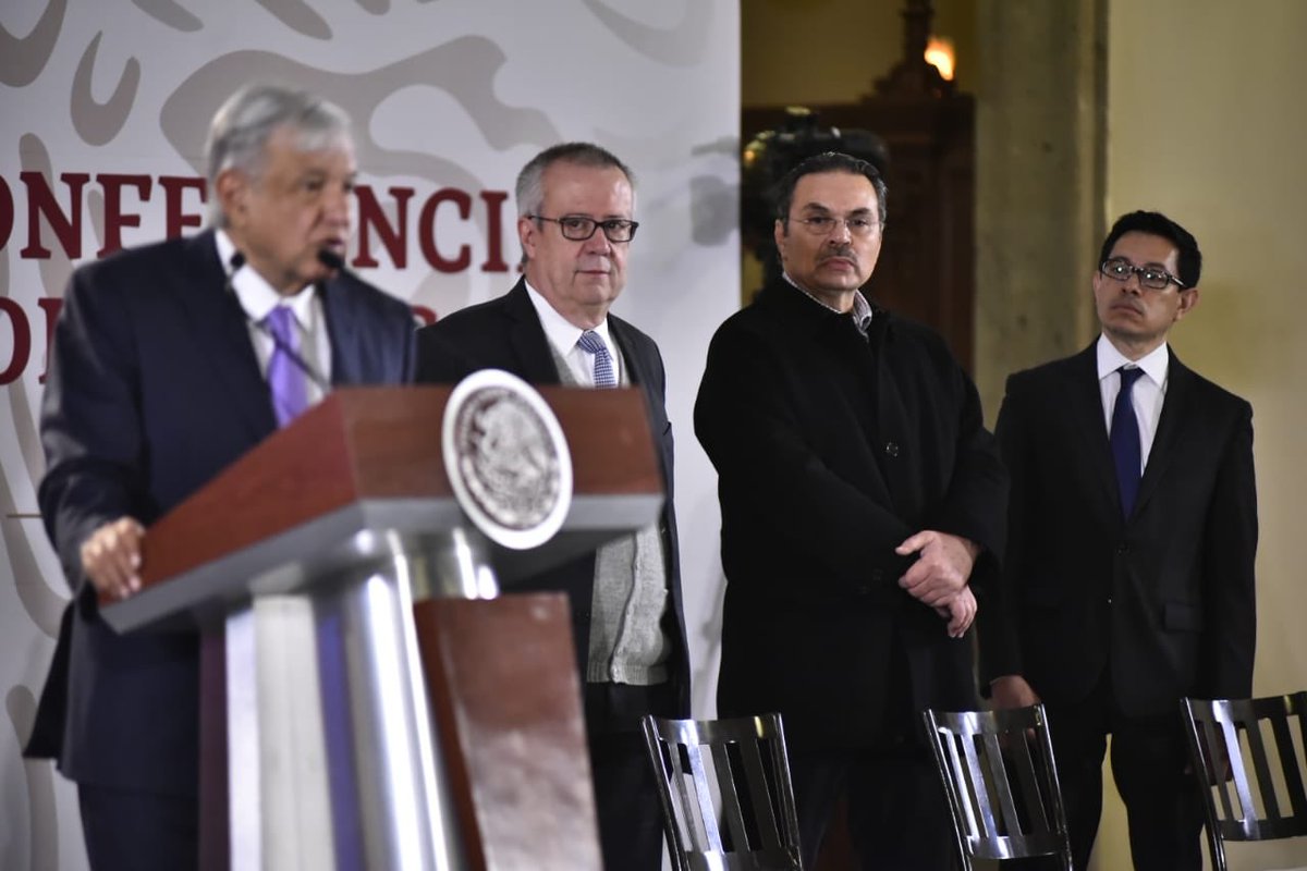 Presenta AMLO plan de rescate a Pemex