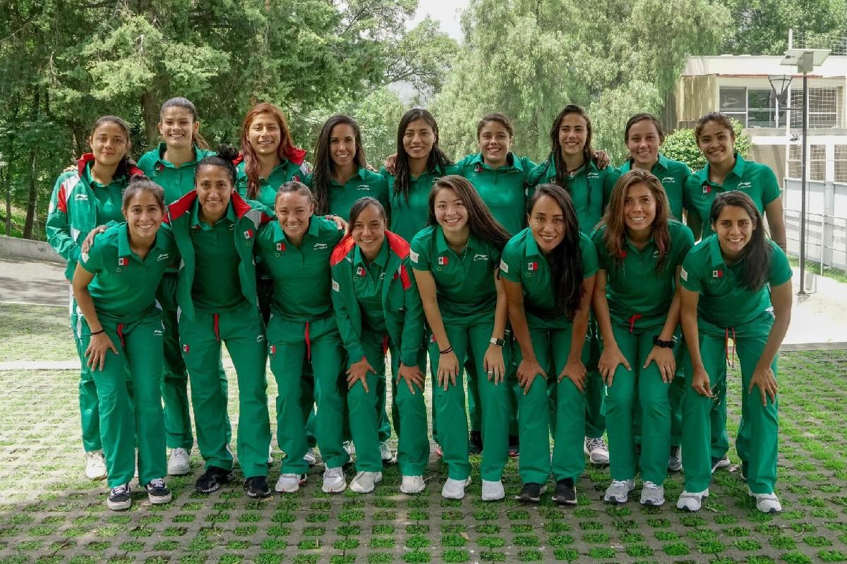 Selección Femenil de Fútbol