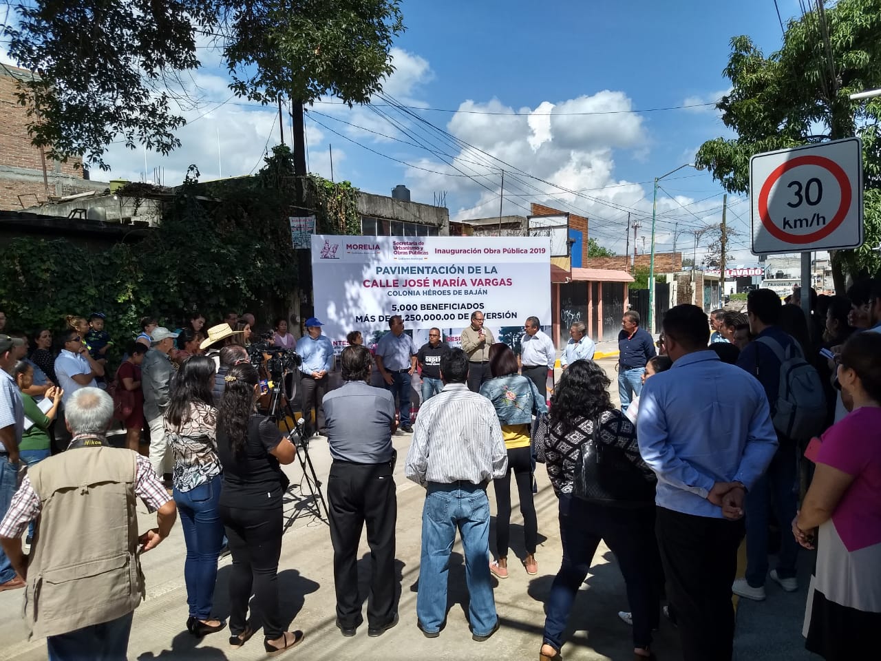 Vecinos de la calle José María Vargas piden mayor seguridad e iluminación