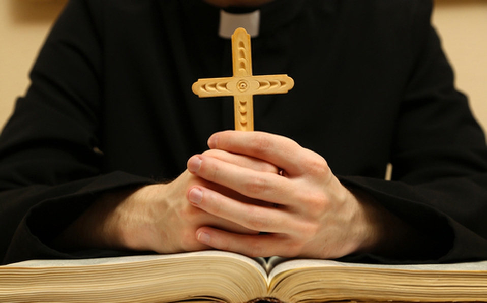 Sacerdote se suicidó al ser acusado de violación