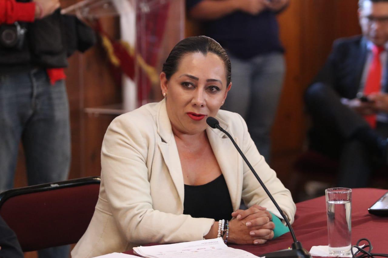 Se retira Elvia Higuera de contienda por CEDH