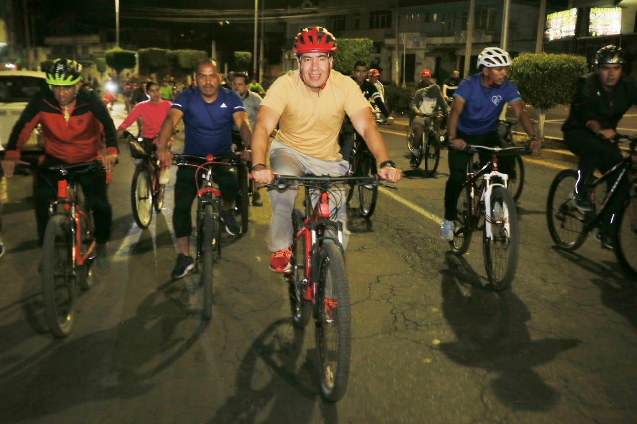 Ser guardianes de los jóvenes a través del deporte, labor permanente: Carlos Herrera