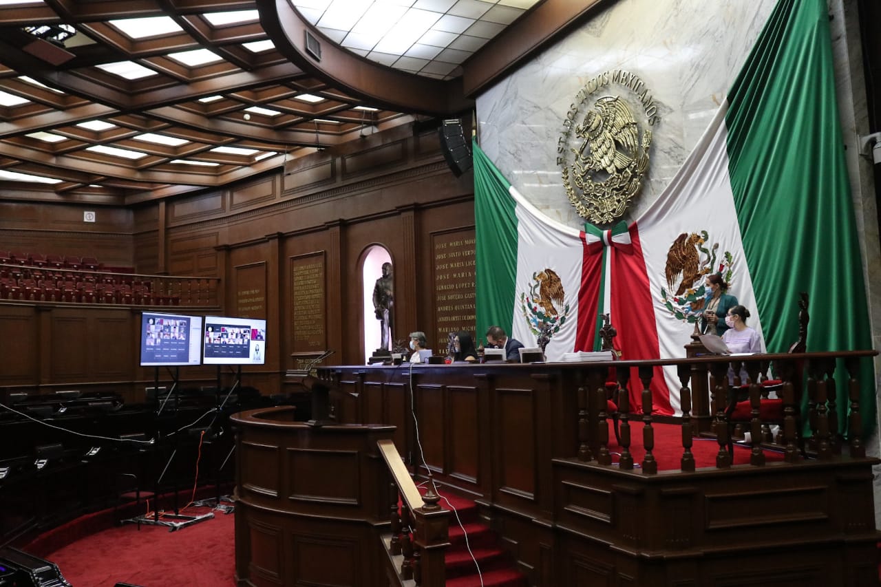 Legislatura desahoga asuntos turnados