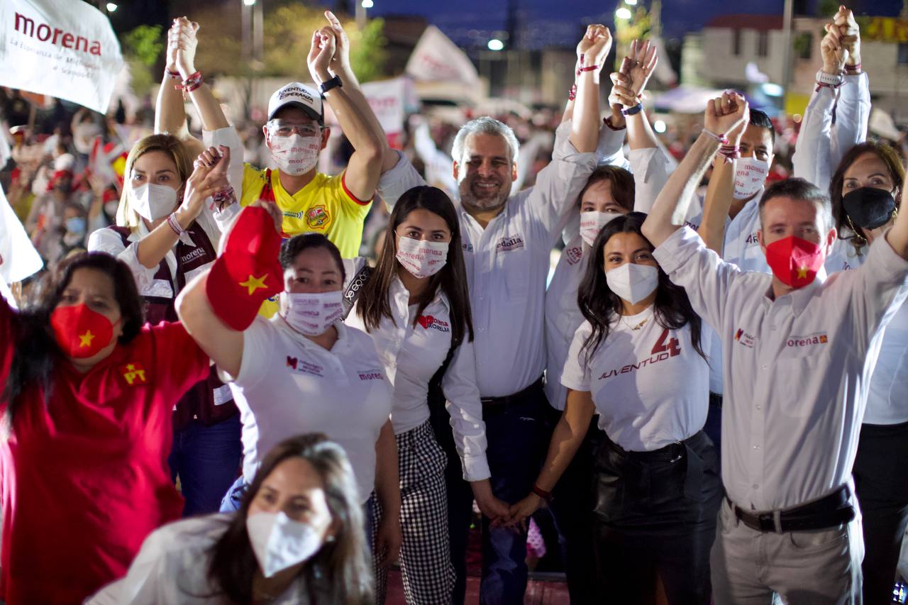 Morena alineará a diputados