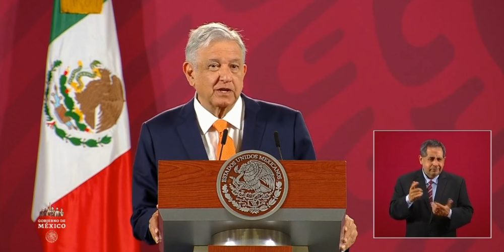 AMLO pide a jóvenes respetar medidas sanitaras