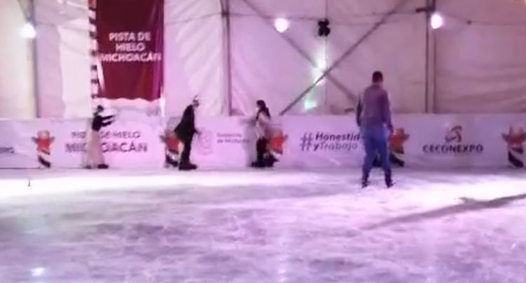 pista de hielo en Morelia