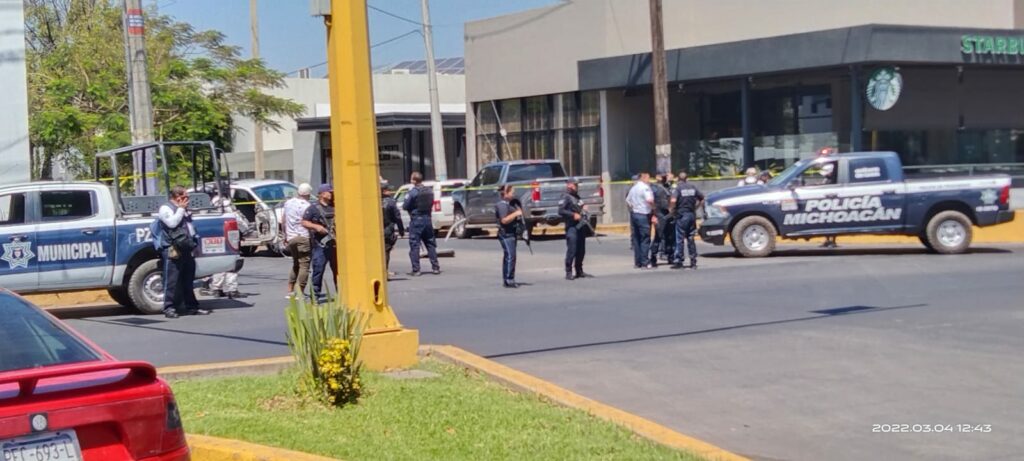 Asalto desata una balacera en Zamora