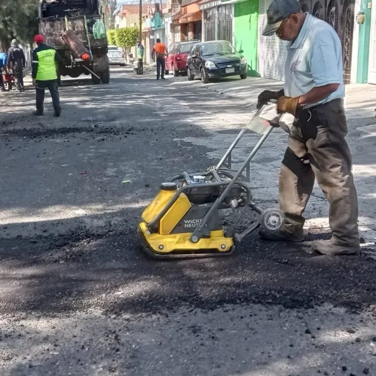 Asegura ayuntamiento que ha atendido 130 mil baches en 7 meses