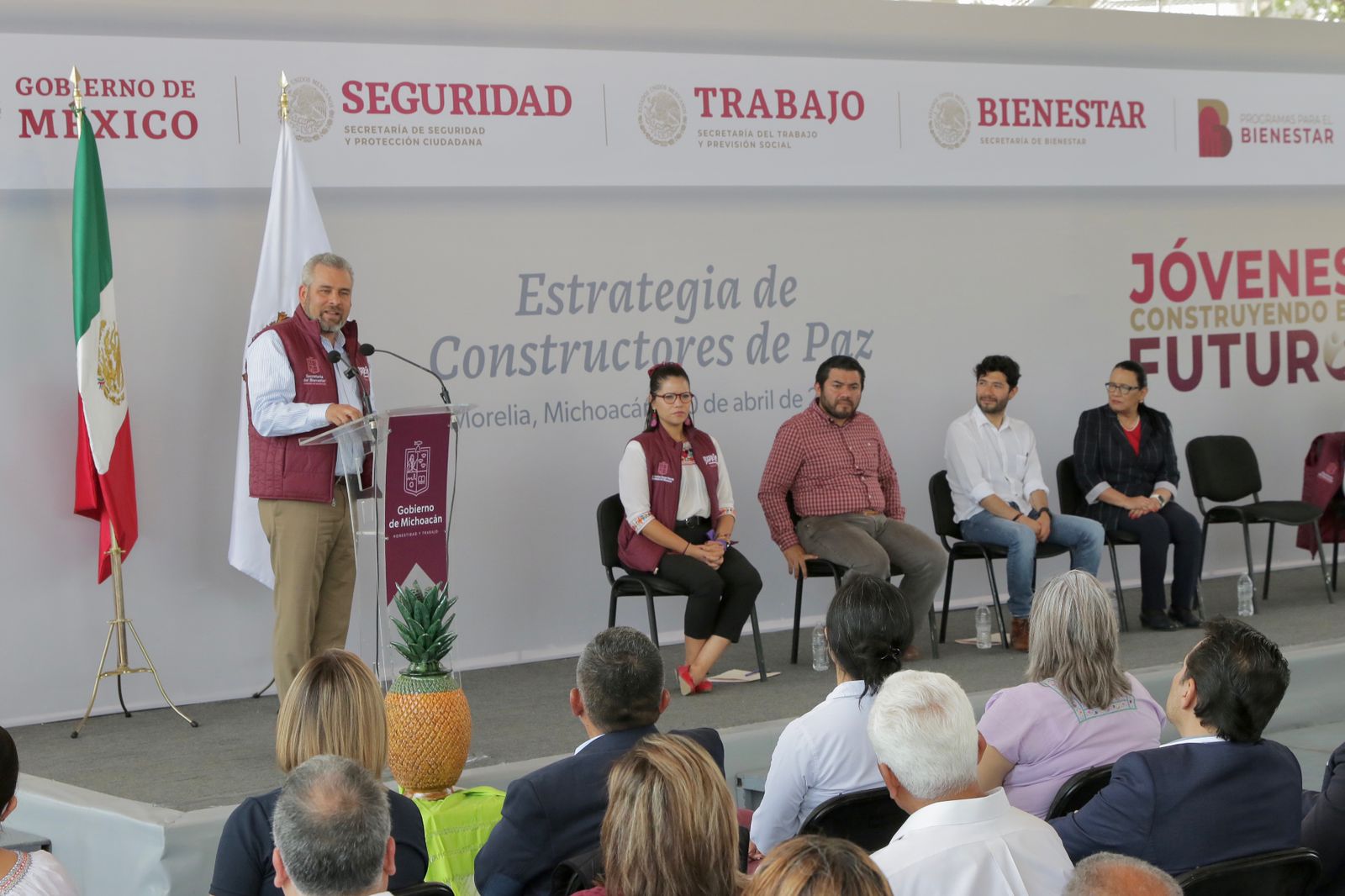 Bedolla Constructores de paz Michoacán