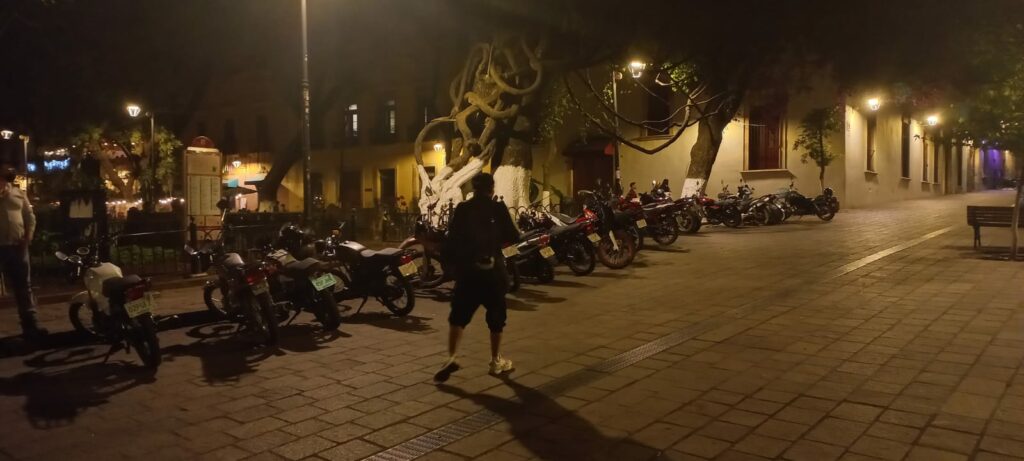 Nigromante el estacionamiento público de motos, denuncian morelianos