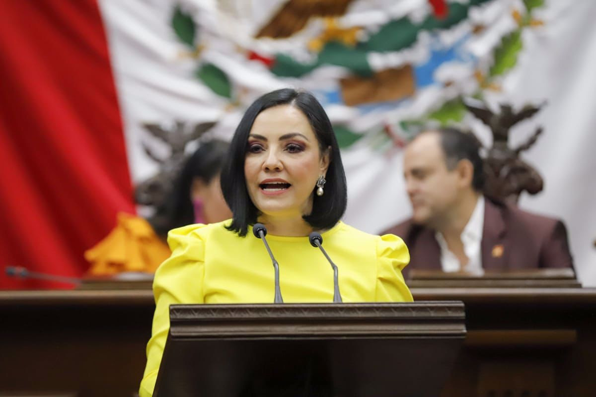 Adriana Hernández trata de personas