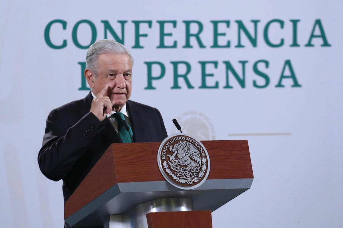 AMLO celebra deslinde de Cuauhtémoc Cárdenas de Mexicolectivo