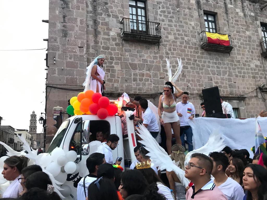 Orgullo o negocio, el enquistamiento de activistas LGBT en el poder público