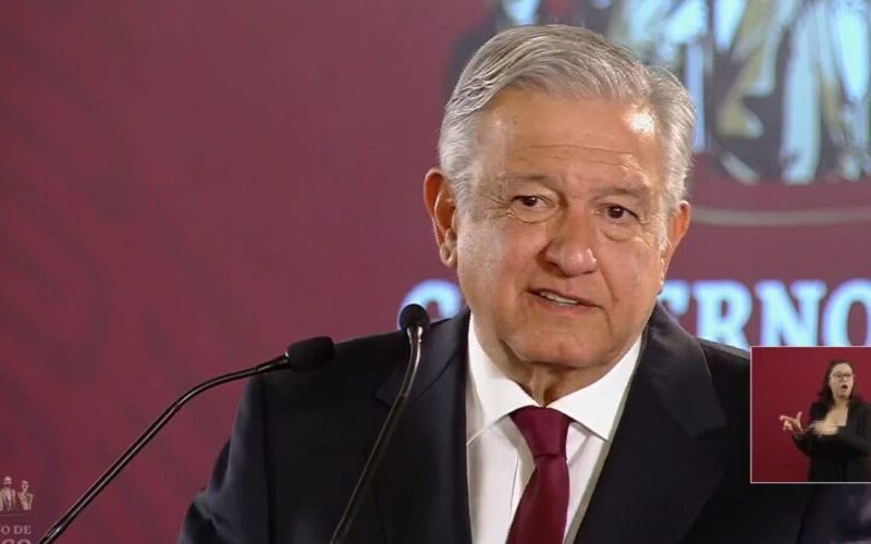 Descarta AMLO modificación a concesiones de radio y televisión