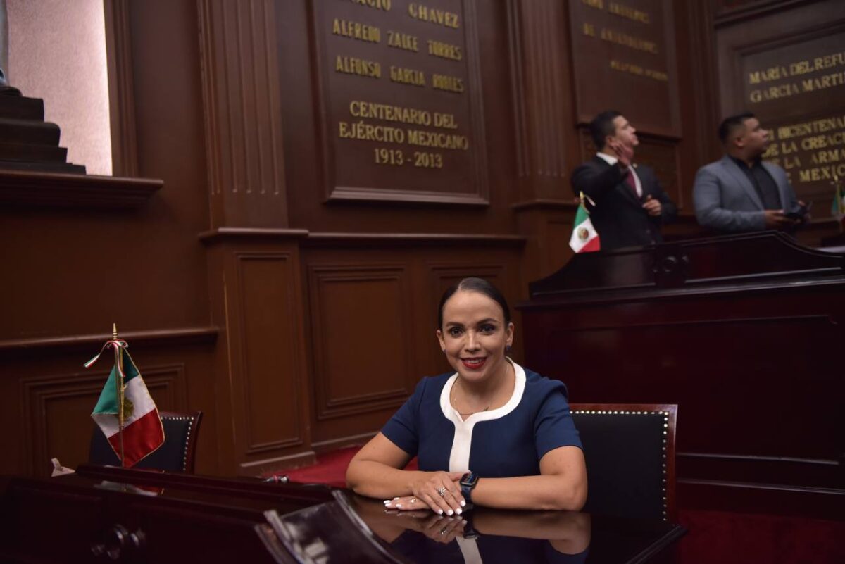 Acelerar trabajo en comisiones, pide Andrea Villanueva a diputados para el Tercer Año de Labores