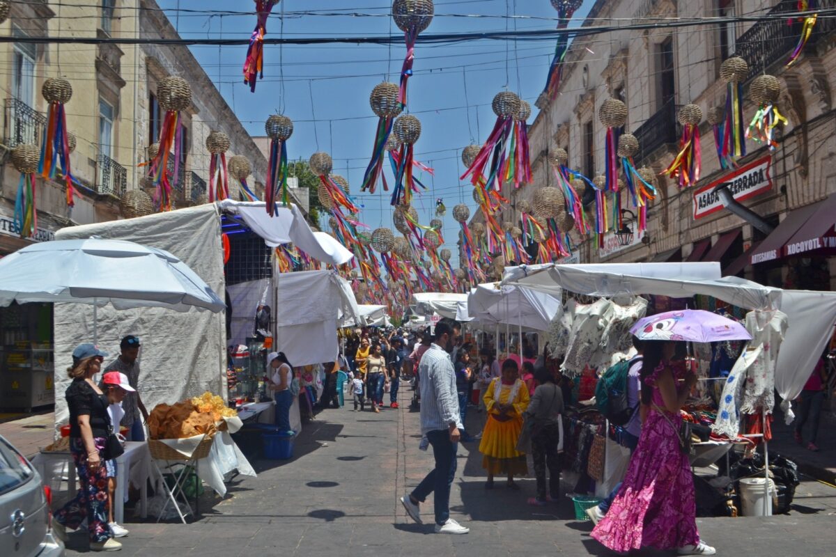 Verbena popular por Natalicio de Morelos limitará venta de alcohol en Centro de Morelia