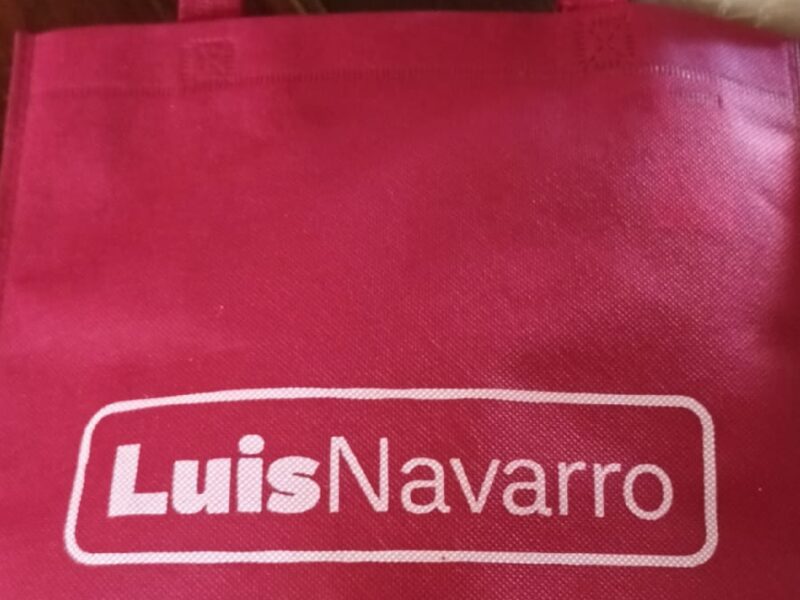 Distribuyen en Morelia utilitarios de Luis Navarro