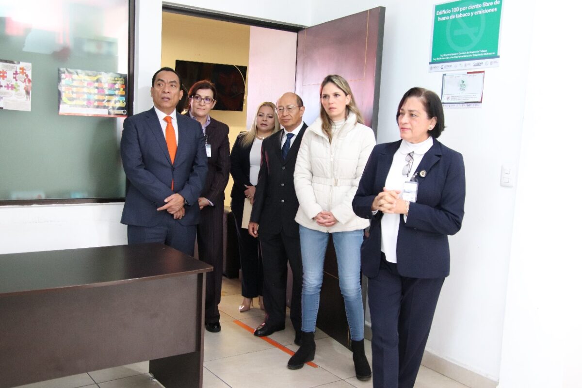 Realiza Daniela de los Santos recorrido en el CJIM