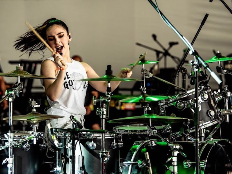 Mexicana gana premio a Mejor Baterista Rock 2023