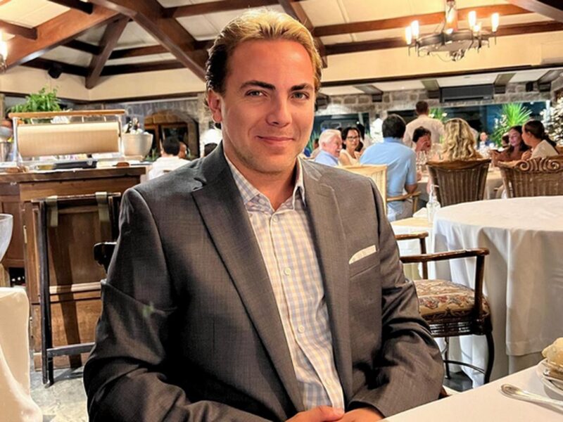 Cristian Castro rompe el siliencio sobre el loco valdés su padre