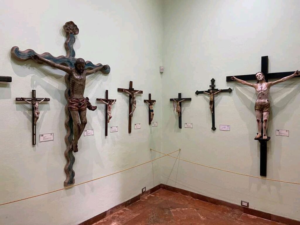 Colección de Cristos en Morelia Museo