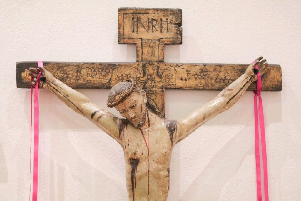 Colección de Cristos en Morelia obras de arte colonial