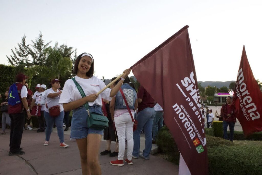 MorenaPTVerde candidatas juanitas en Michoacán - banderas