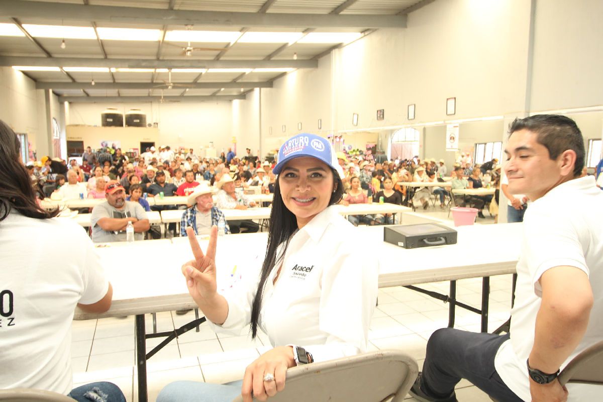 apoyo a la ganaderia con Araceli Saucedo