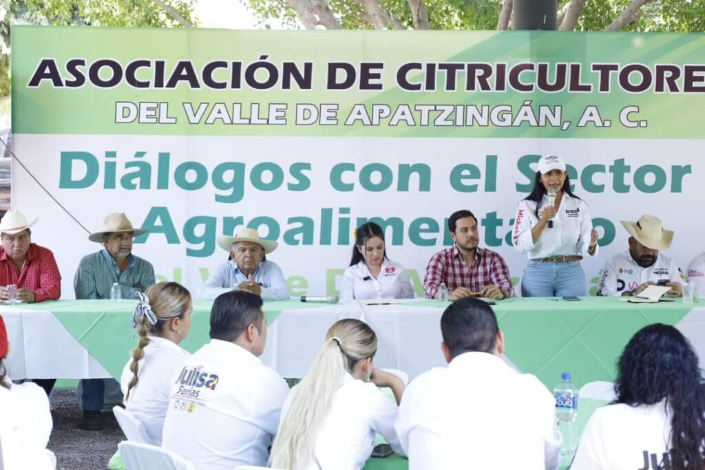 ¡Vamos con todo por el desarrollo del campo! Araceli Saucedo