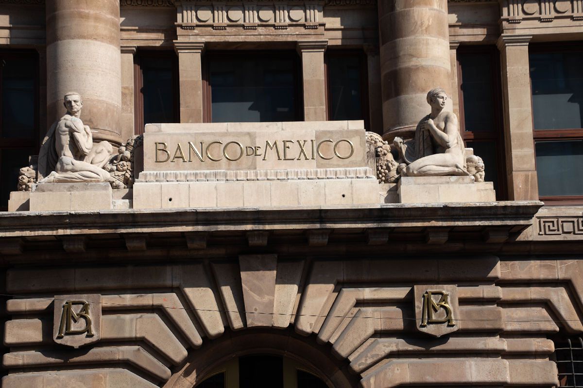 Banxico realiza ajuste en sus tasas ante inflación en México