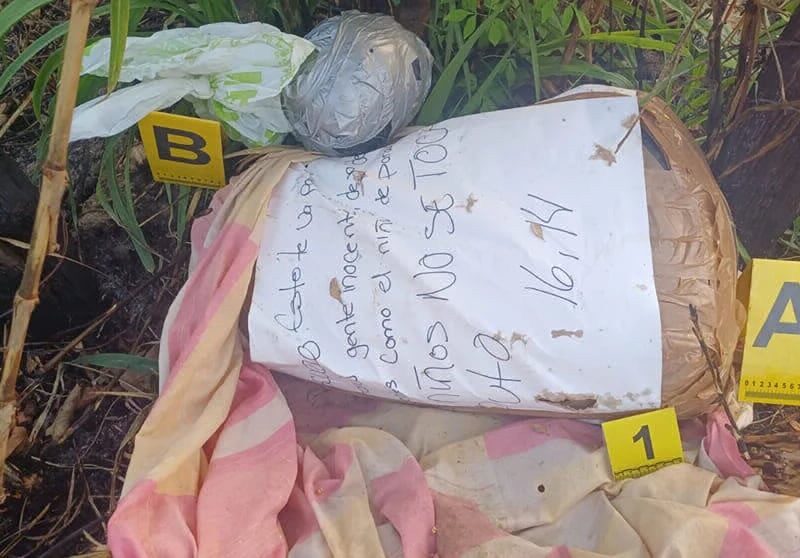 Encuentran cuerpos en Tabasco con mensaje por asesinato de Emiliano en Paraíso