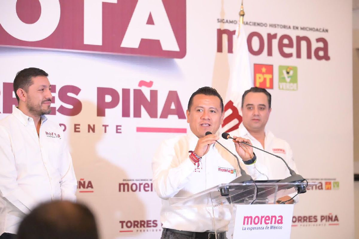 Encuestan pronostican triunfo de Carlos Torres Piña en Morelia