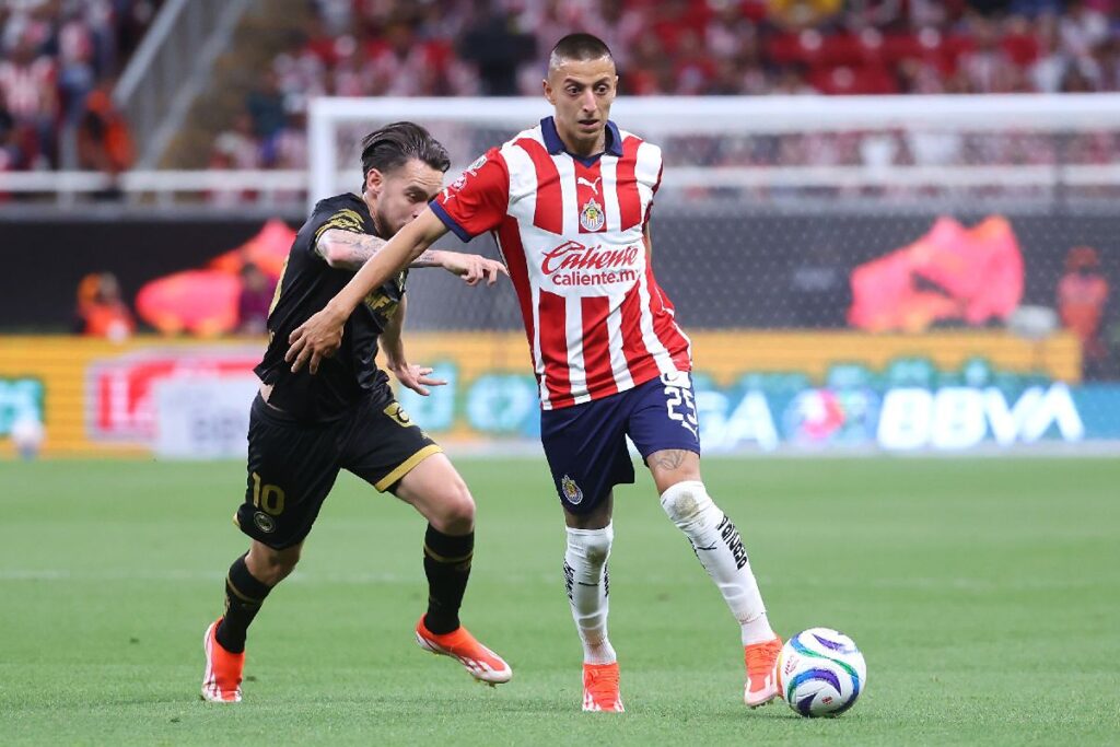 Las Chivas vence al Toluca - piojo